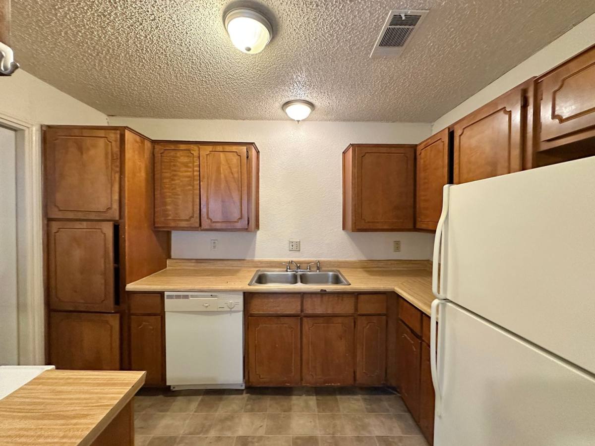 House for rent at 2312 Silverhill Dr, Killeen, TX 76543