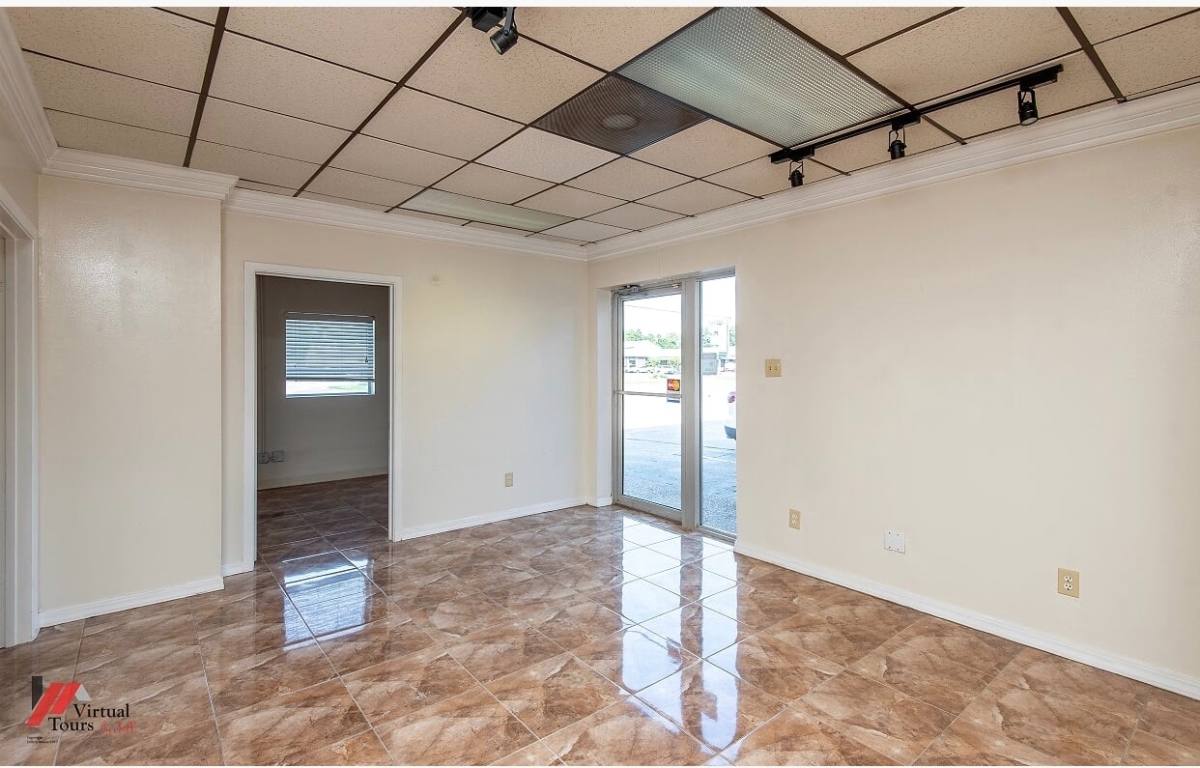 Apartment for rent at 1816 Benton Rd, Bossier City, LA 71111