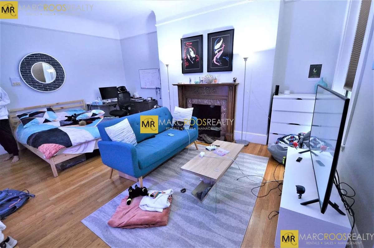 Apartment for rent at 589 Beacon St #4, Boston, MA 02115