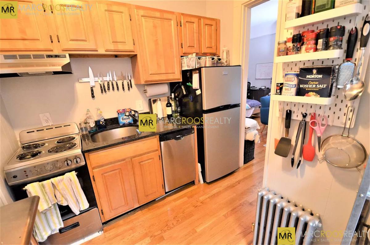Apartment for rent at 589 Beacon St #4, Boston, MA 02115