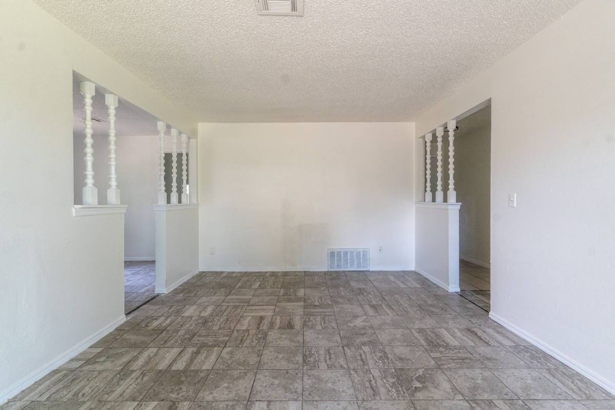 House for rent at 5017 S Briarwood Dr, Oklahoma City, OK 73135
