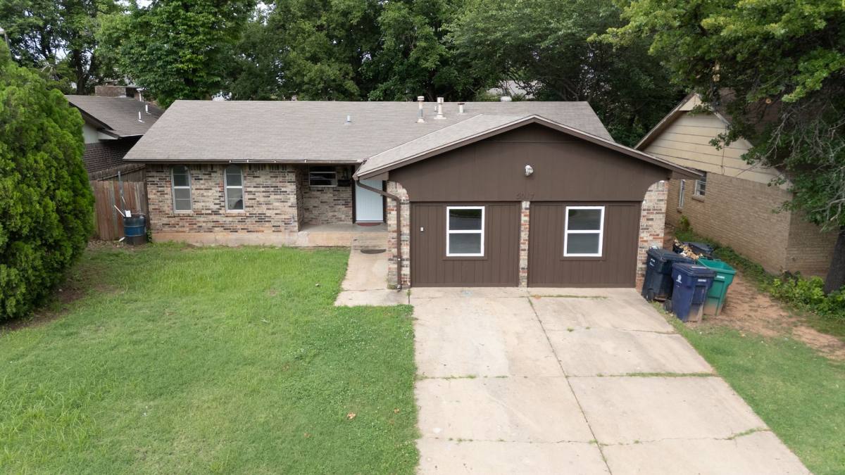 House for rent at 5017 S Briarwood Dr, Oklahoma City, OK 73135