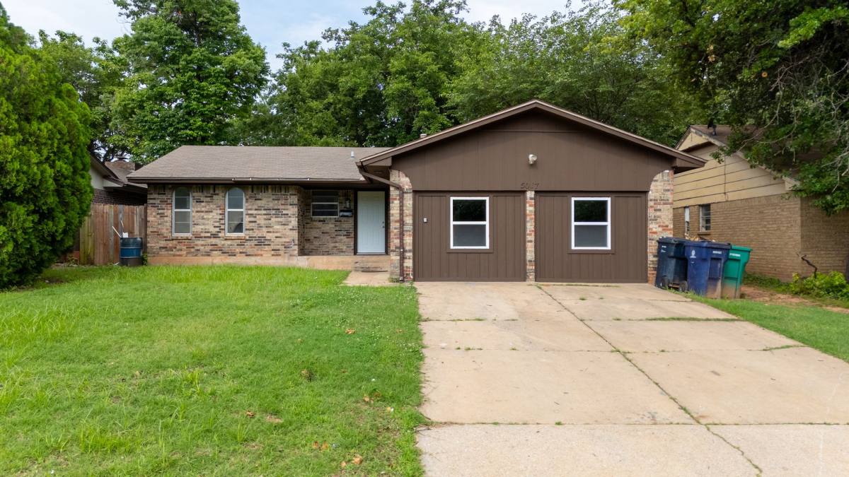 House for rent at 5017 S Briarwood Dr, Oklahoma City, OK 73135