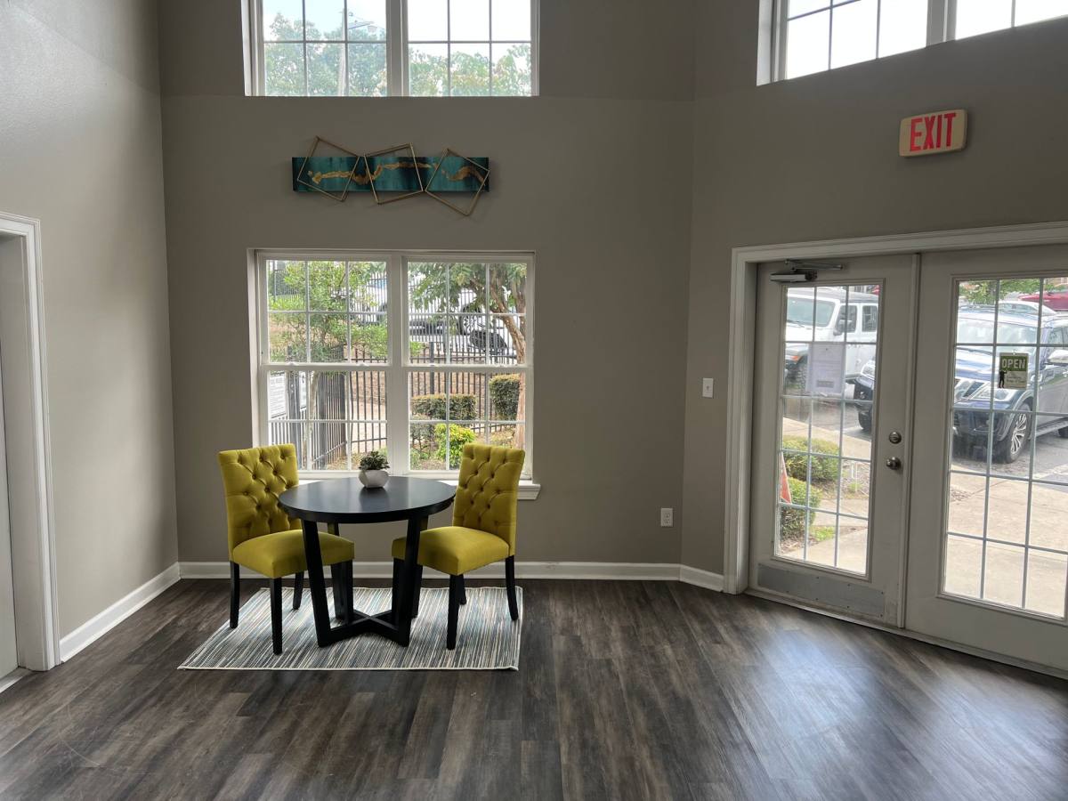 Apartment for rent at 6838 Cantrell Rd, Little Rock, AR 72207