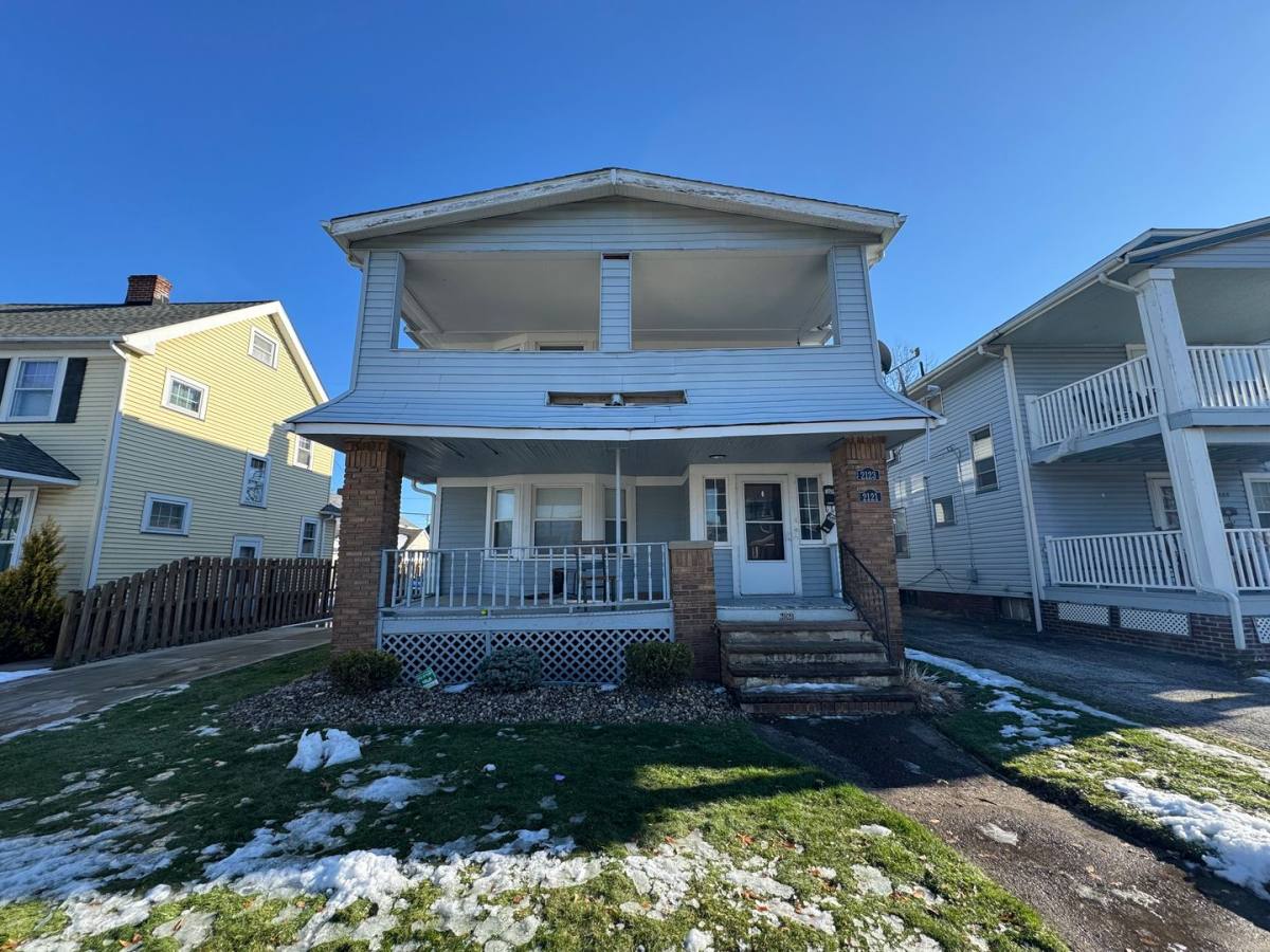 Apartment for rent at 2121 Wyandotte Ave 2123, Lakewood, OH 44107