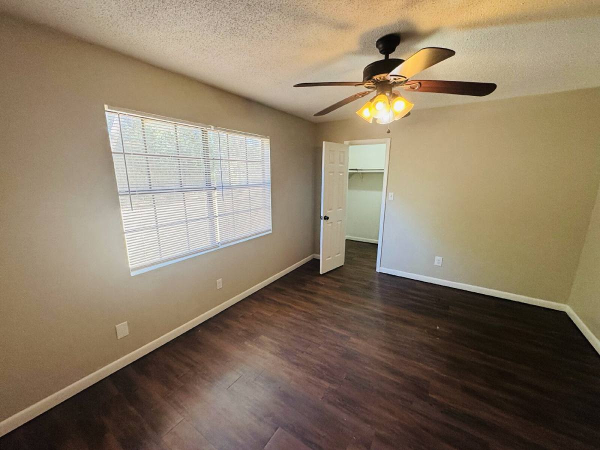 Apartment for rent at 807 E Cottonwood Highway 2, Dothan, AL 36301