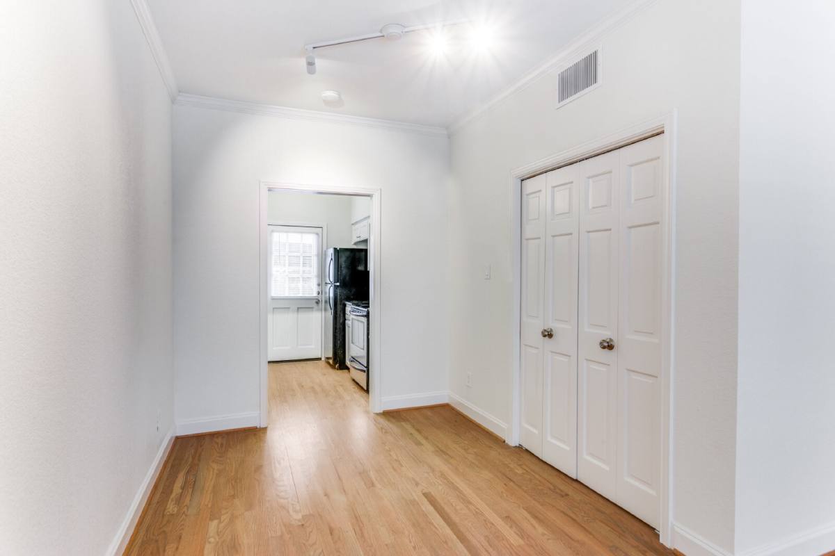 Condo for rent at 4405 Bellaire Dr S #119, Fort Worth, TX 76109