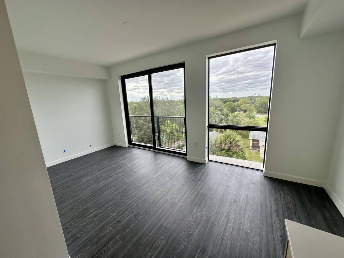 Apartment for rent at 501 NW 7th Ave #215, Fort Lauderdale, FL 33311