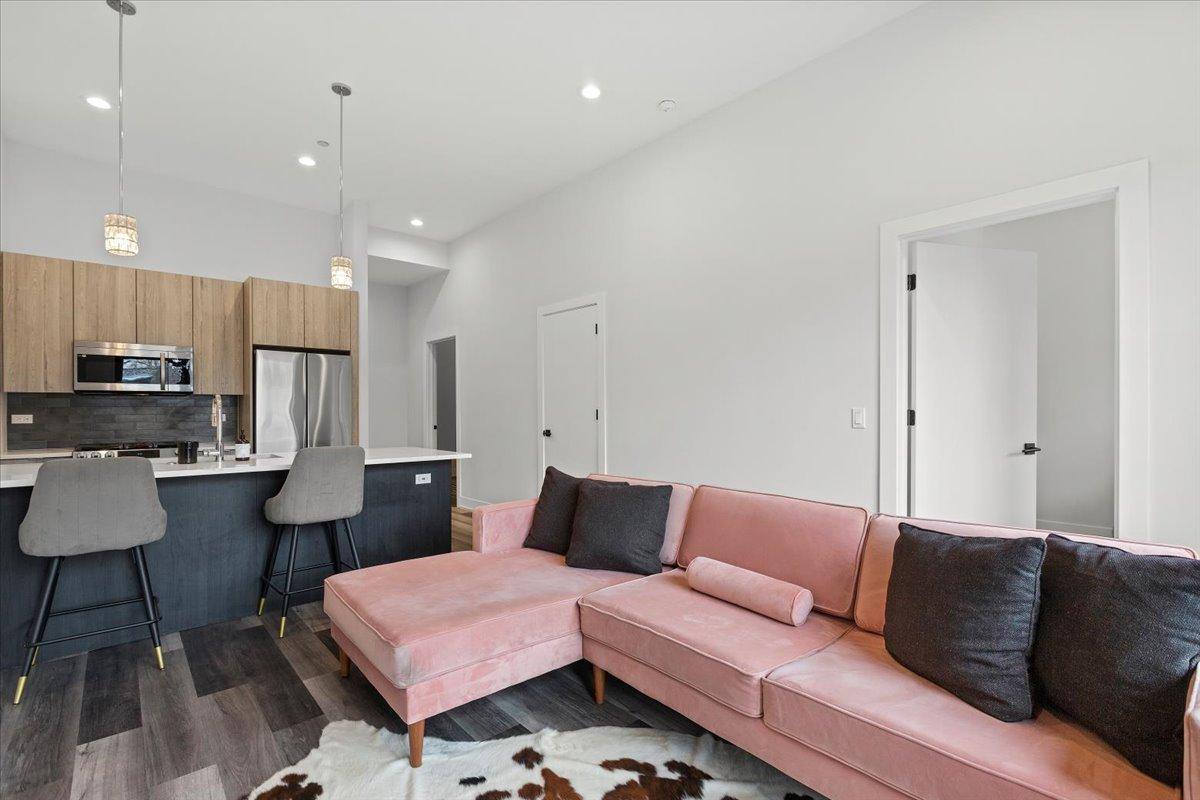 Apartment for rent at 2317 N Clark #301, Chicago, IL 60614