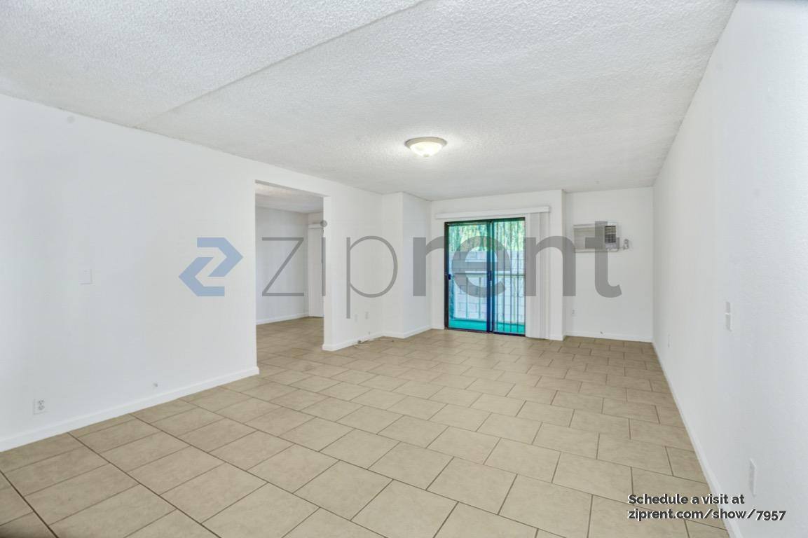 Apartment for rent at 4506 Saugus Ave #5, Sherman Oaks, CA 91403