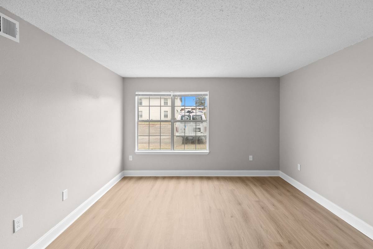 Apartment for rent at 460 W Cobb St, Grove Hill, AL 36451