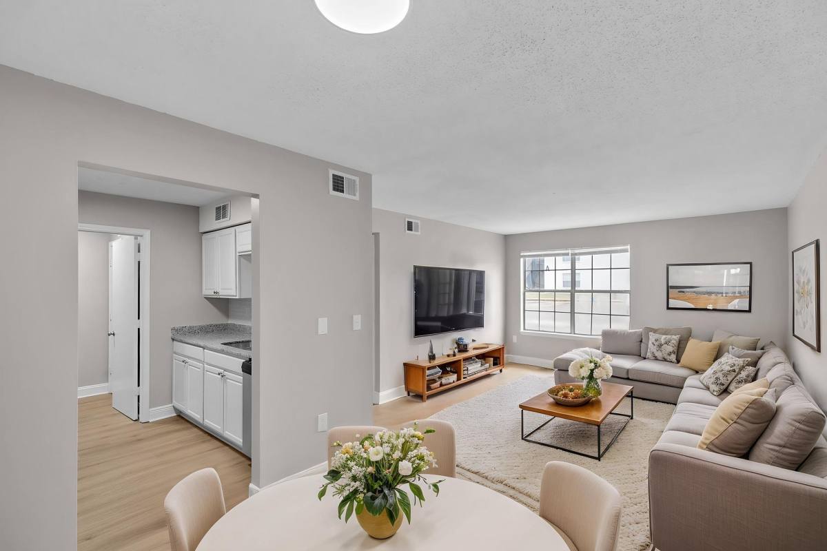 Apartment for rent at 460 W Cobb St, Grove Hill, AL 36451