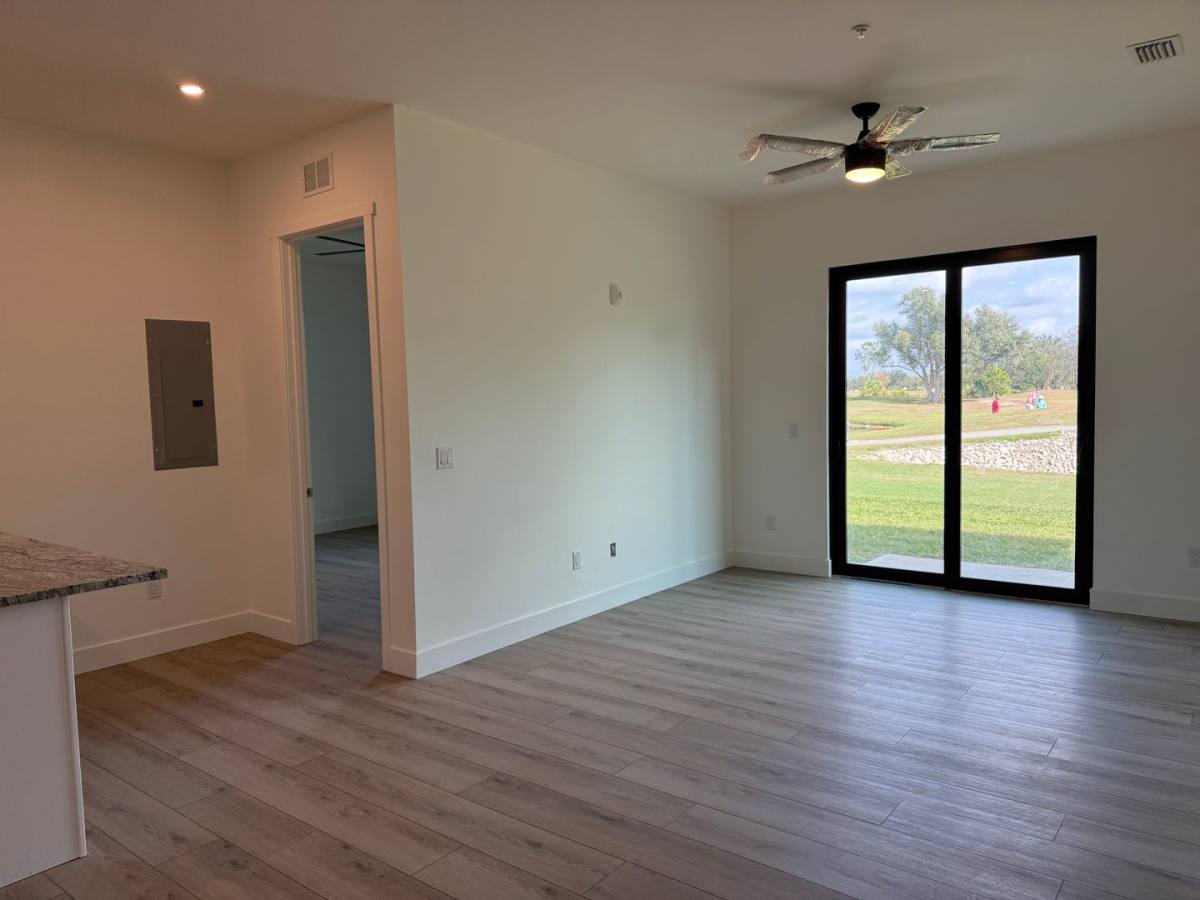 Apartment for rent at 1408 Rio De Janeiro, Punta Gorda, FL 33983