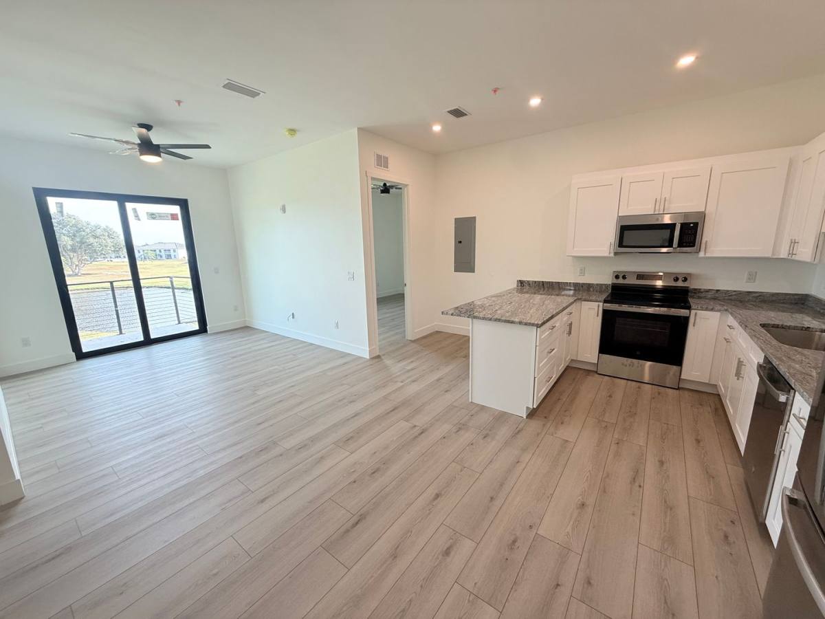 Apartment for rent at 1408 Rio De Janeiro, Punta Gorda, FL 33983