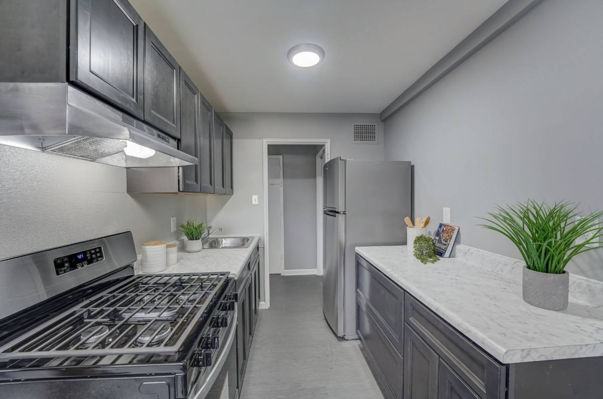Apartment for rent at 865 Lower Ferry Rd, Trenton, NJ 08628