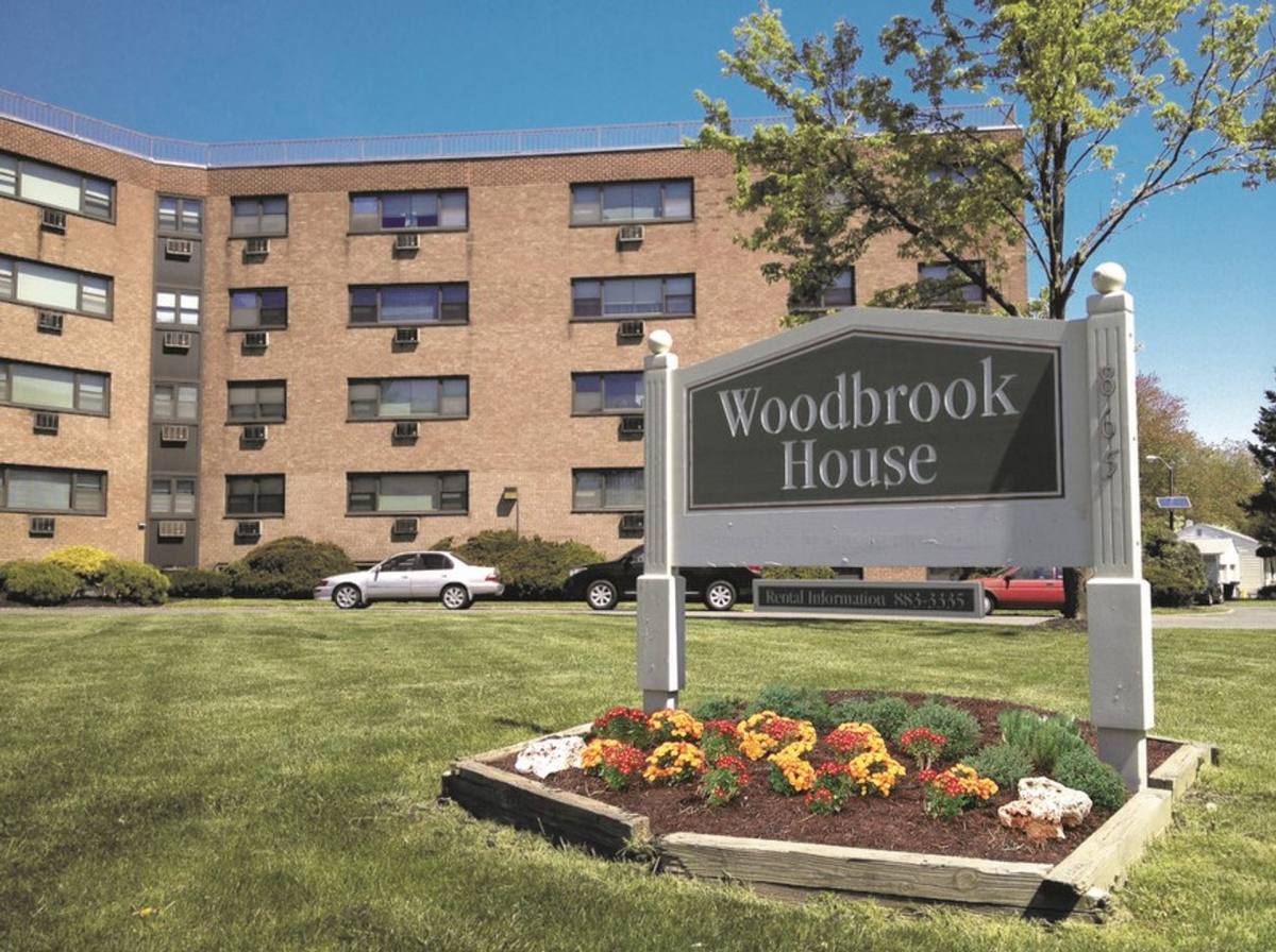Apartment for rent at 865 Lower Ferry Rd, Trenton, NJ 08628