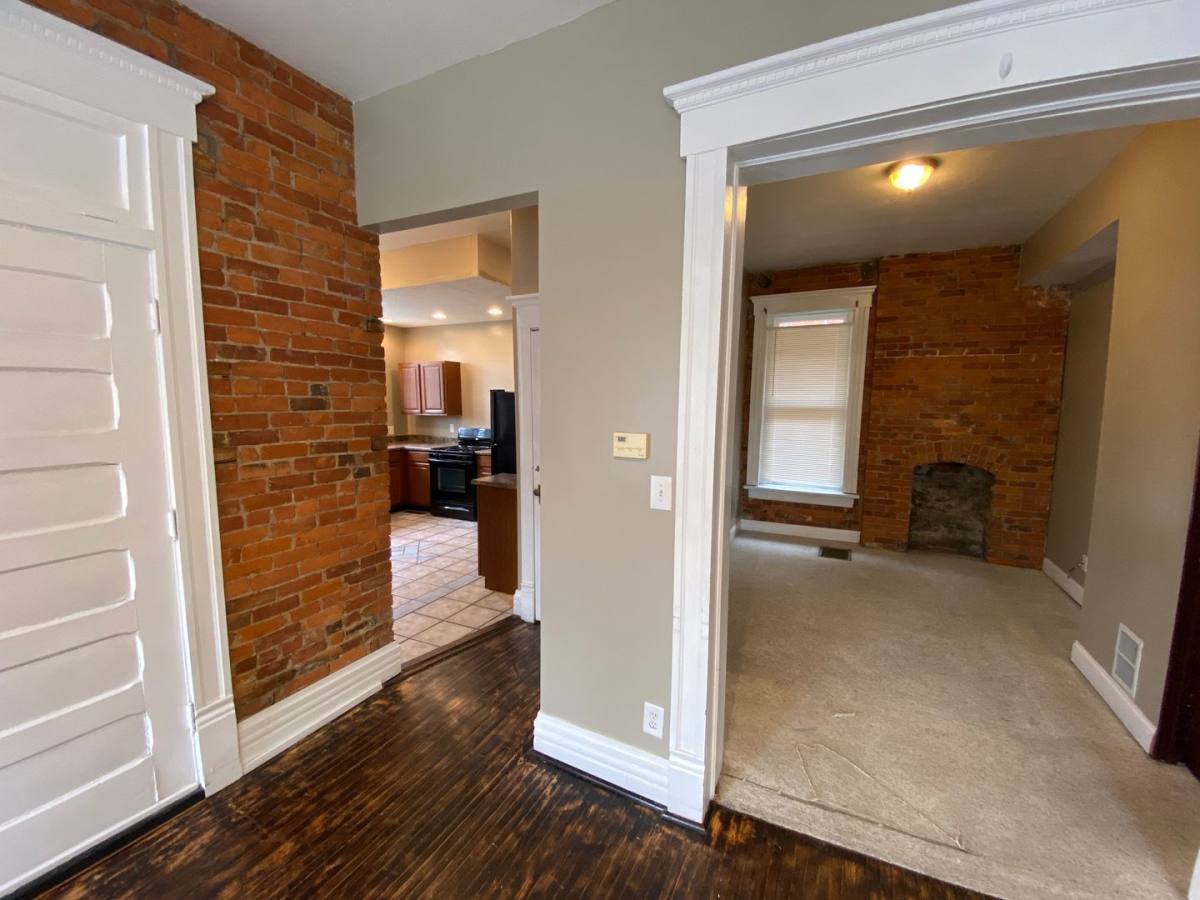 Apartment for rent at 1999 N 4th St, Columbus, OH 43201