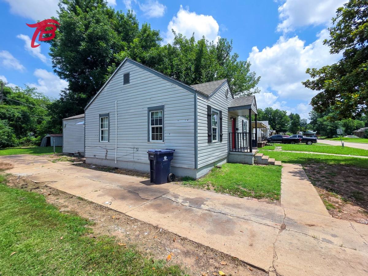 House for rent at 1153 Windemere Ave, Oklahoma City, OK 73117
