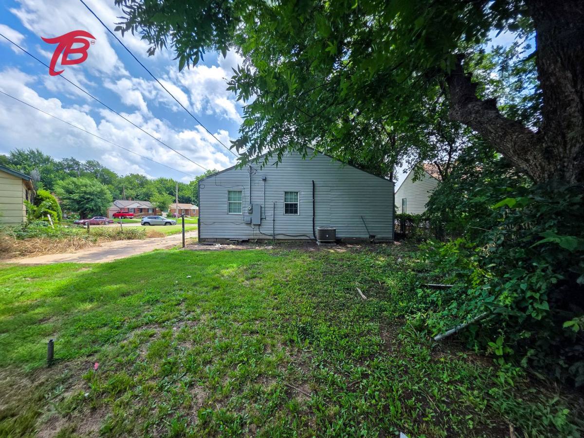 House for rent at 1153 Windemere Ave, Oklahoma City, OK 73117