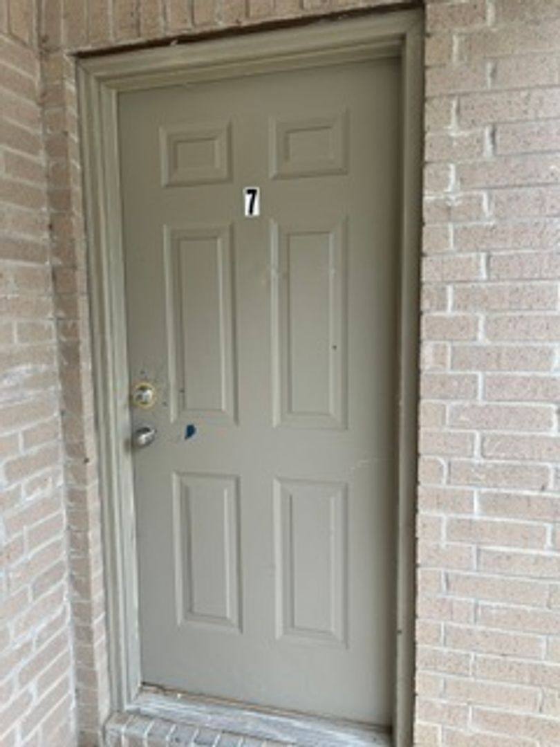 Apartment for rent at 204 Fort St, Barling, AR 72923