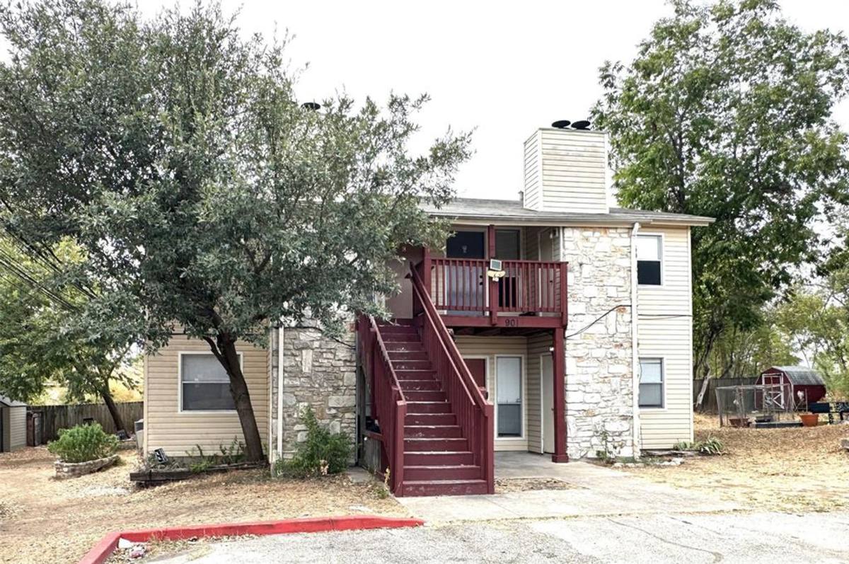 Apartment for rent at 901 Taulbee Lane #C, Austin, TX 78757