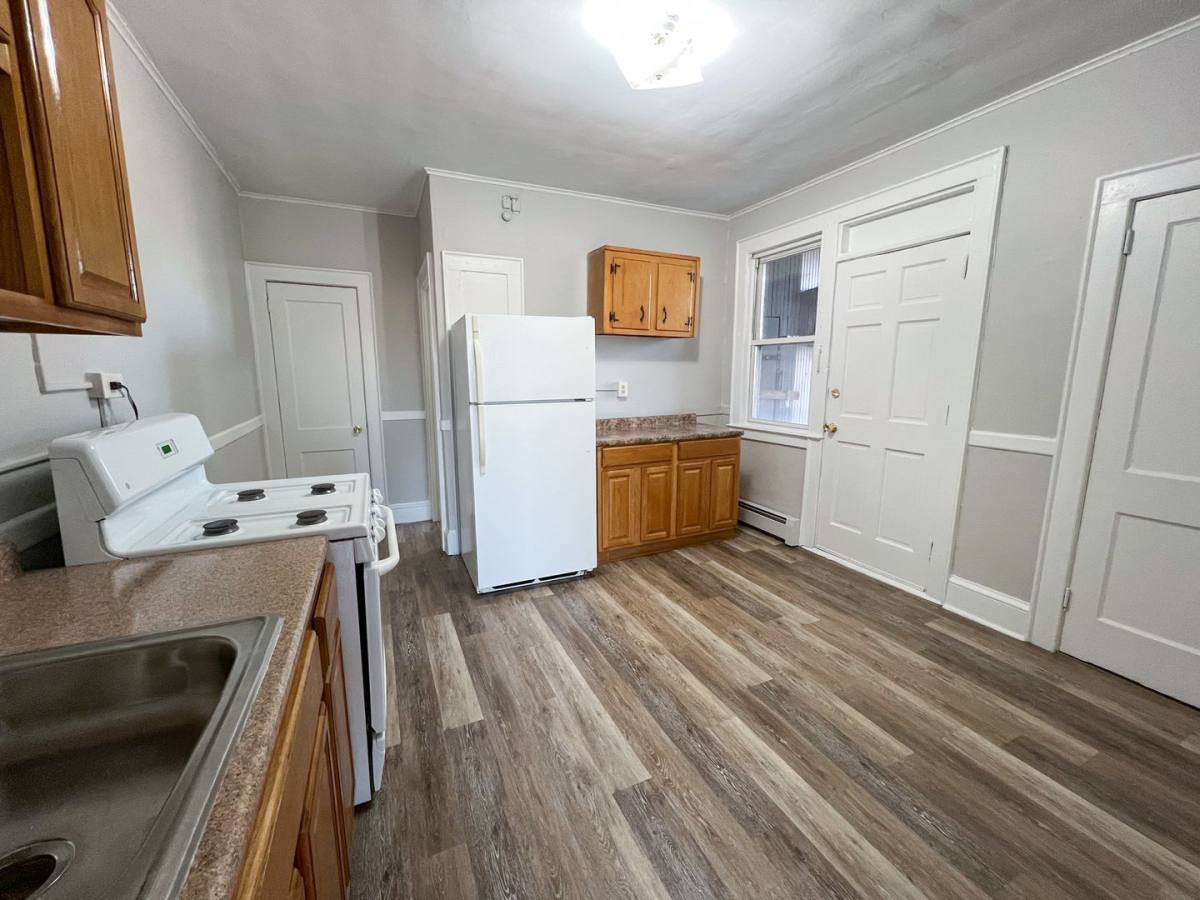 Apartment for rent at 108-110 Clark St, Hartford, CT 06120