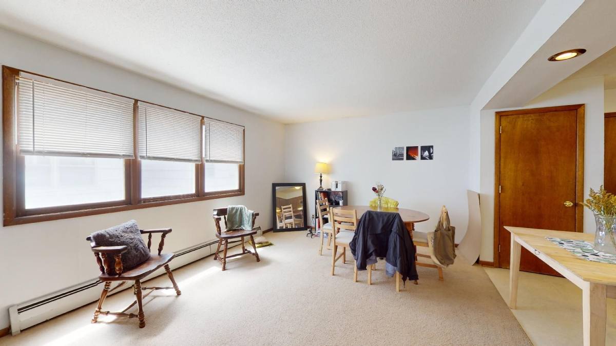 Apartment for rent at 216 Campus Ave, Ames, IA 50014