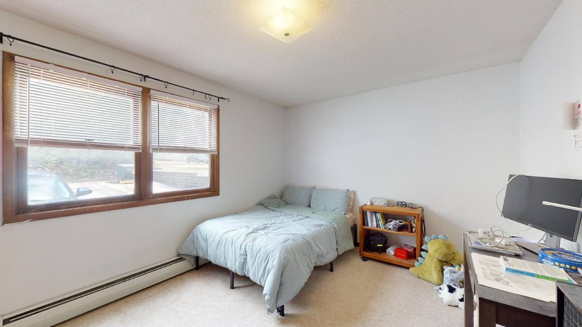 Apartment for rent at 216 Campus Ave, Ames, IA 50014