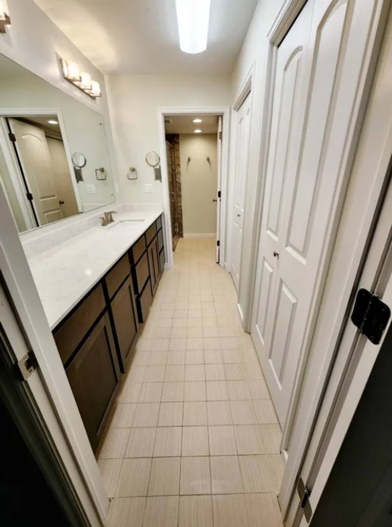 Apartment for rent at 4943 S Eastridge Lane #131, Salt Lake City, UT 84117