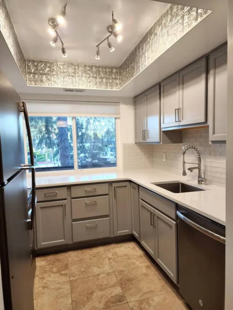 Apartment for rent at 4943 S Eastridge Lane #131, Salt Lake City, UT 84117