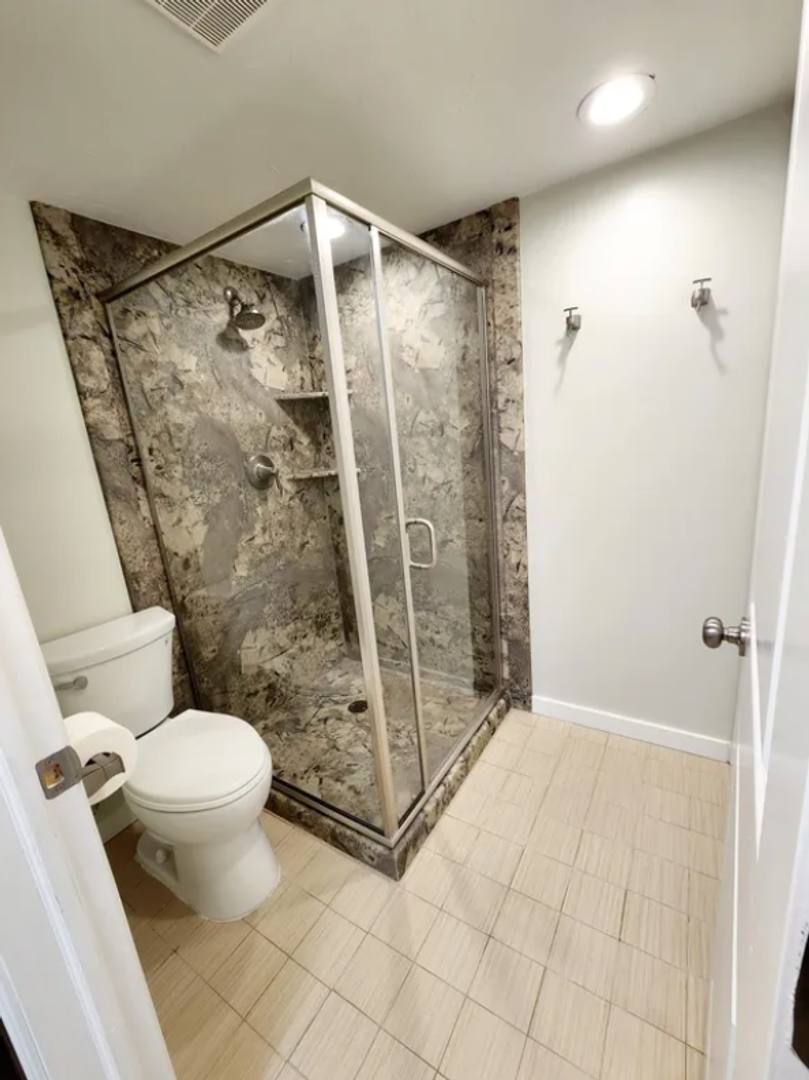 Apartment for rent at 4943 S Eastridge Lane #131, Salt Lake City, UT 84117
