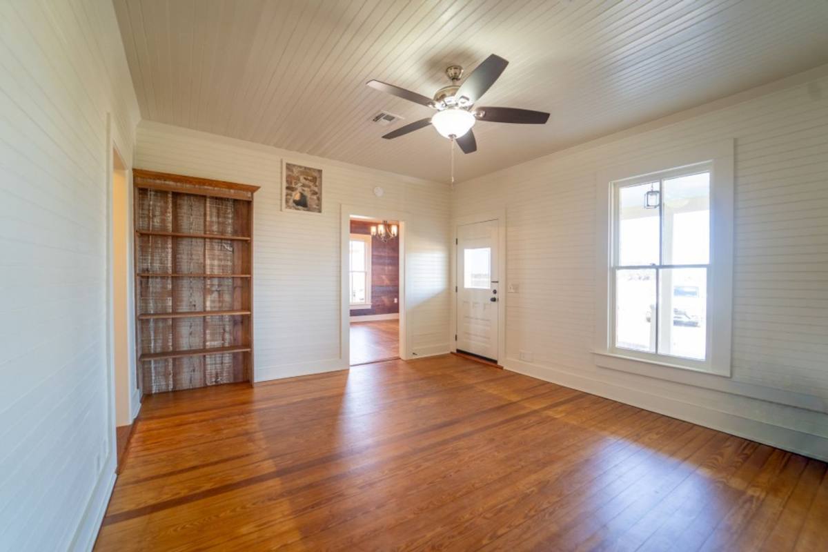 House for rent at 14851 US-Highway 87 N, Nursery, TX 77976