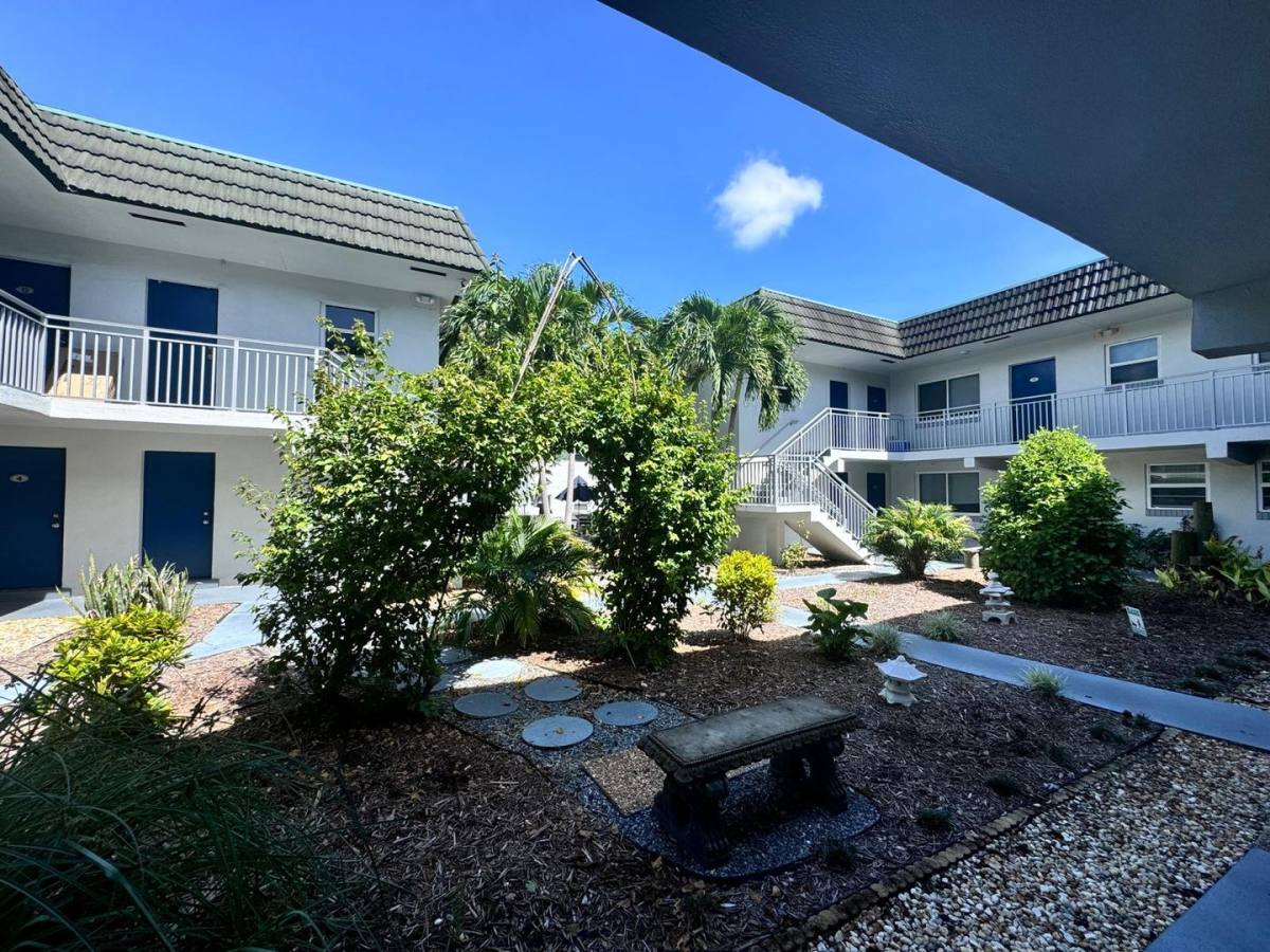 Apartment for rent at 1001 SE 16 St #1, Fort Lauderdale, FL 33316