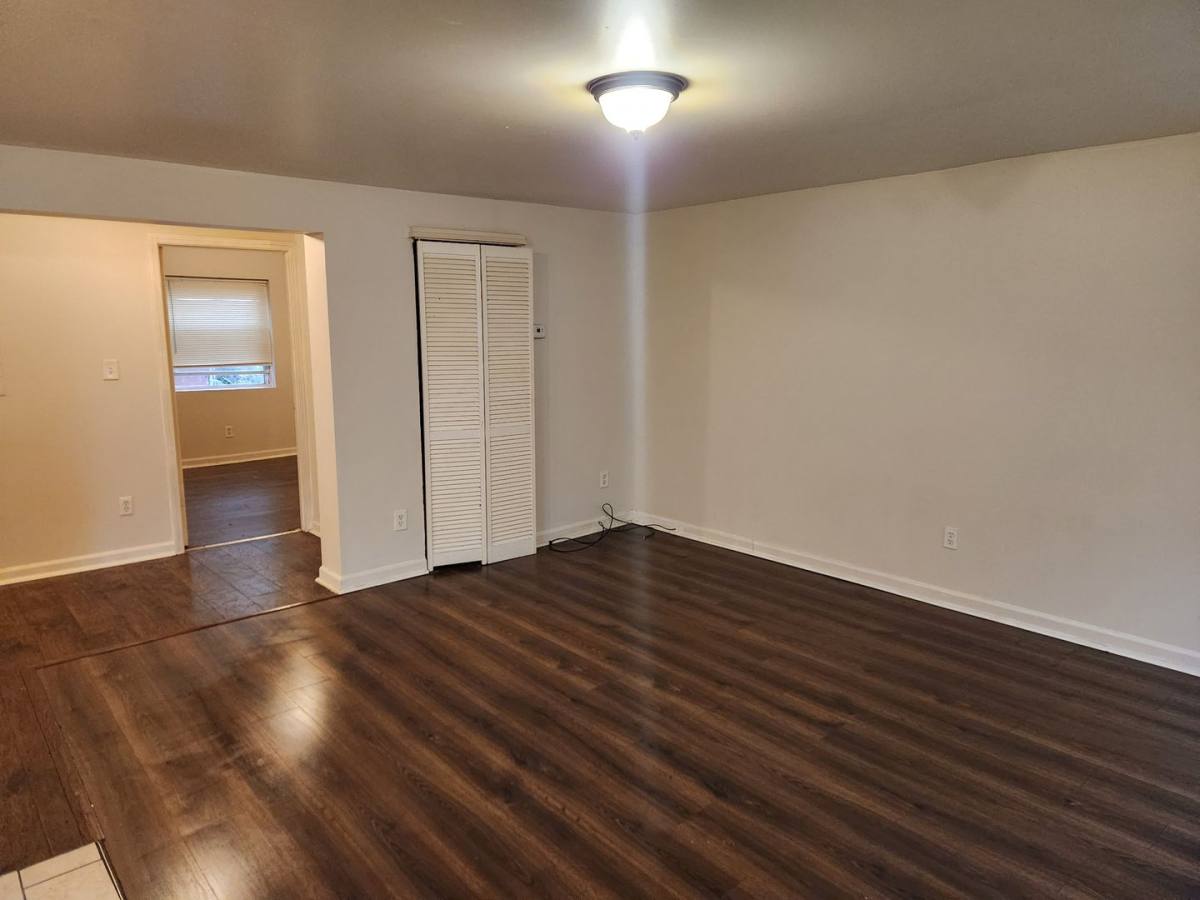 Apartment for rent at 3728 Winnebago St - 1st Floor, Saint Louis, MO 63116