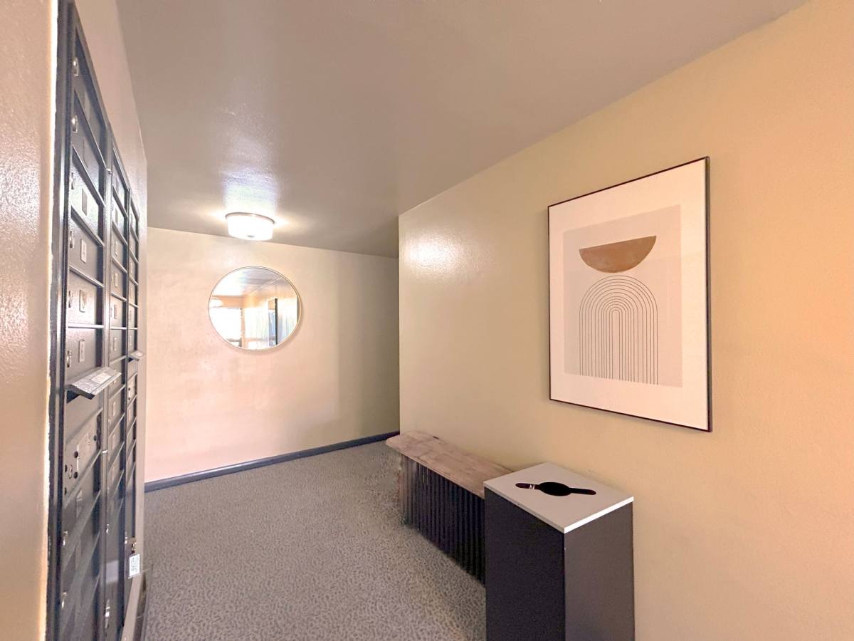 Apartment for rent at 702-705 2nd Ave W, Seattle, WA 98119