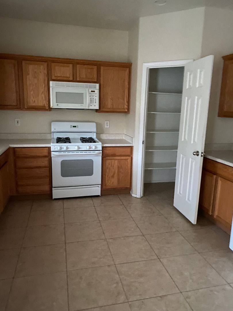 House for rent at 2820 Dowitcher Ave, North Las Vegas, NV 89084