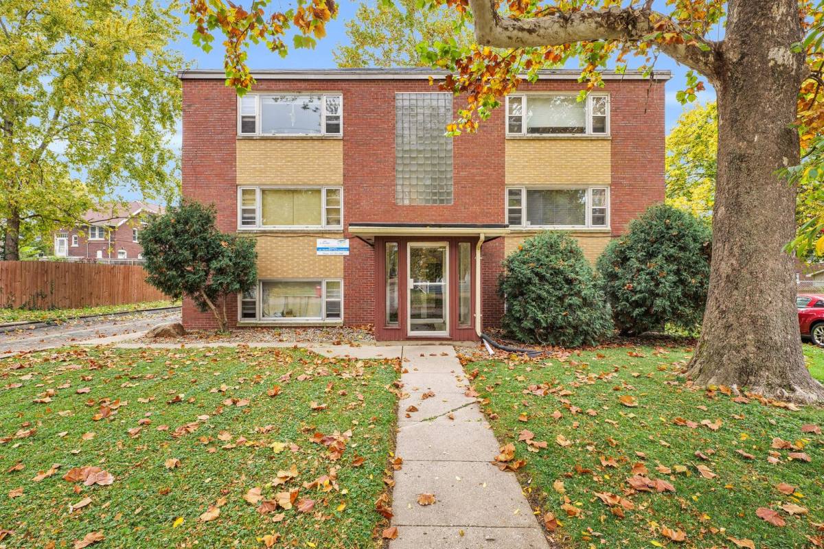 Apartment for rent at 606 S Prairie St, Champaign, IL 61820