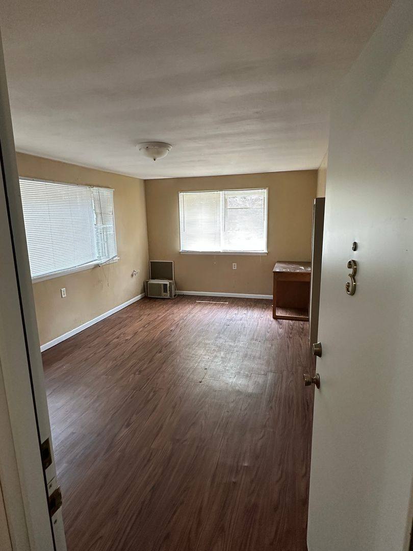 Apartment for rent at 606 S Prairie St, Champaign, IL 61820