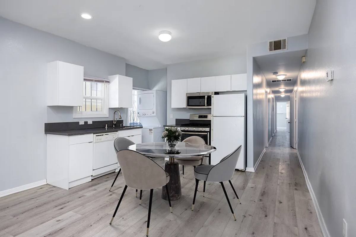 Apartment for rent at 1220 W 27th St, Los Angeles, CA 90007