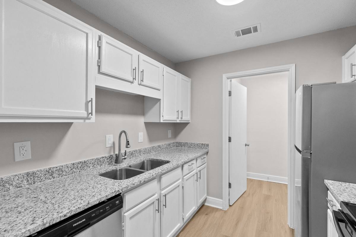 Apartment for rent at 205 Martin Luther King Jr Ave, Chatom, AL 36518