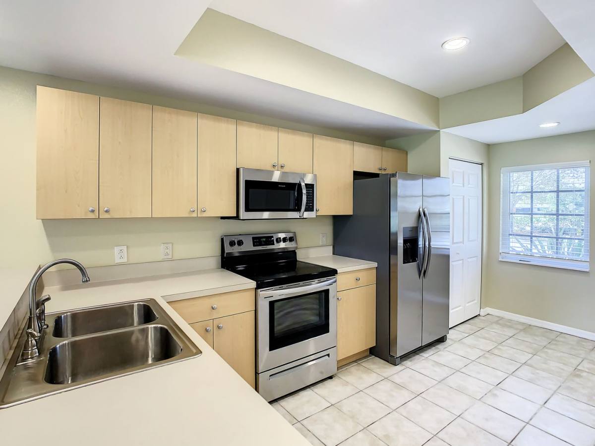 Townhouse for rent at 1196 Rio De Janeiro Ave, Punta Gorda, FL 33983