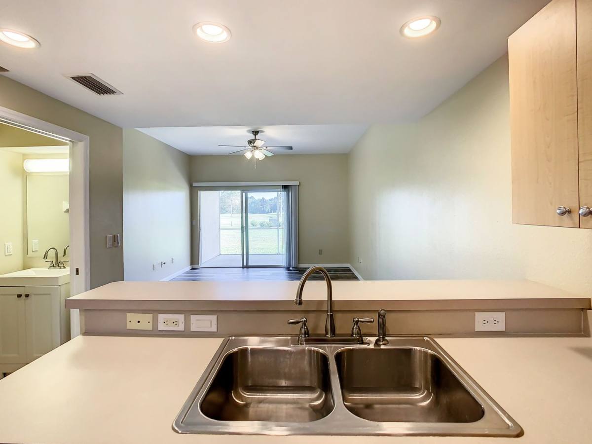 Townhouse for rent at 1196 Rio De Janeiro Ave, Punta Gorda, FL 33983