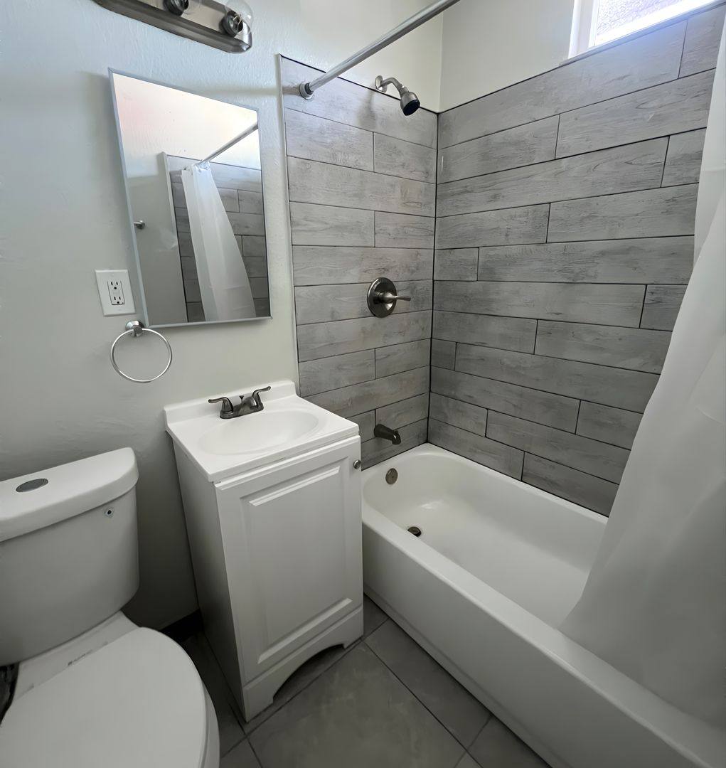 Apartment for rent at 3419 W Florence Ave, Los Angeles, CA 90043