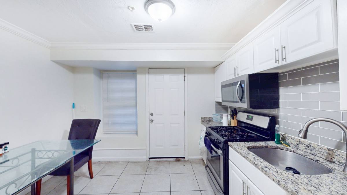 Apartment for rent at 710 Shawmut #1R, Roxbury, MA 02119