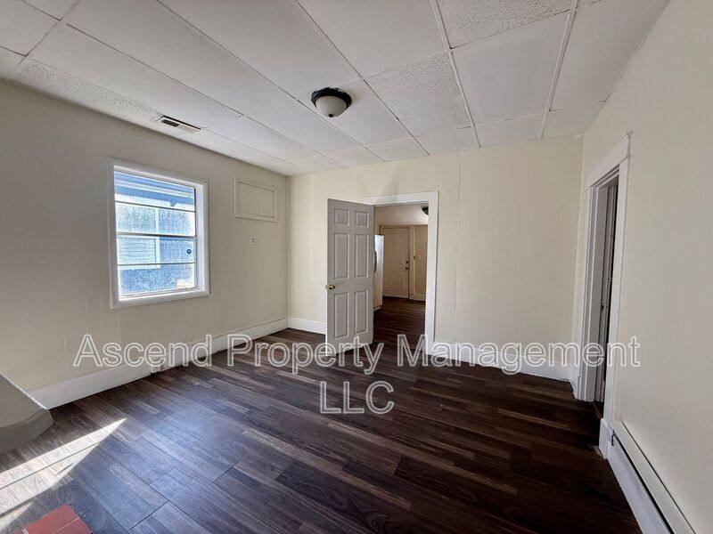 Apartment for rent at 2810 E 46th St #B, Chattanooga, TN 37407
