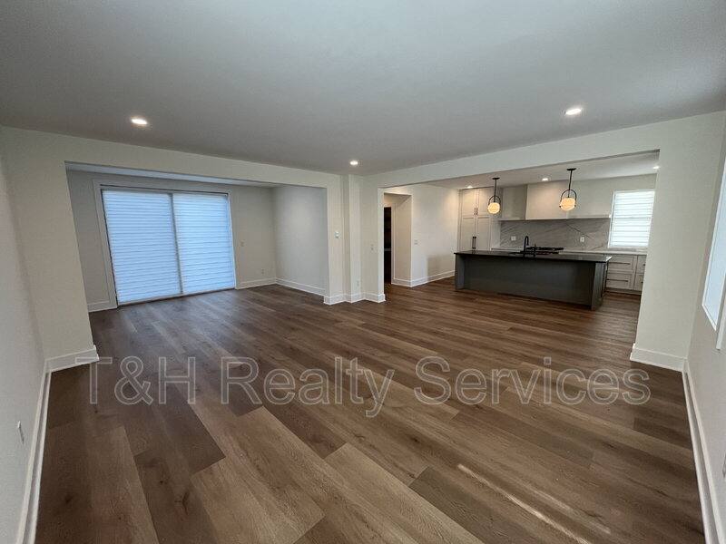 House for rent at 818 Union St, Indianapolis, IN 46225