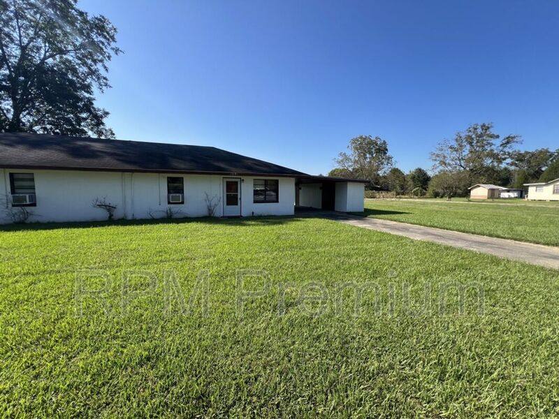 House for rent at 13191 Sunshine Rd, Baton Rouge, LA 70811