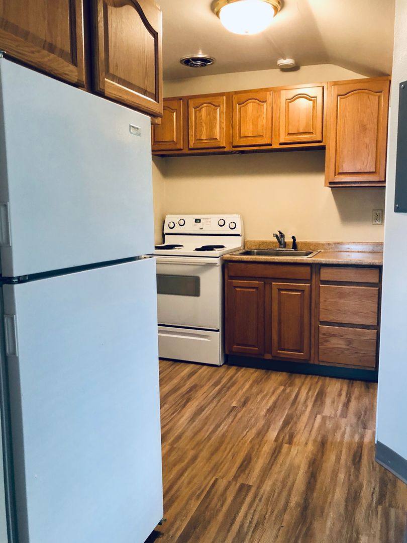 Apartment for rent at 400 N Holladay Dr, Seaside, OR 97138