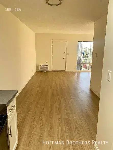 Apartment for rent at 1140 N Clark St #401, West Hollywood, CA 90069