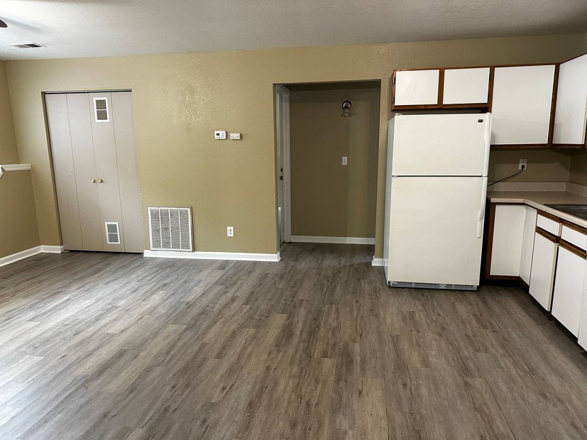 Apartment for rent at 1716 7th Ave, Greeley, CO 80631